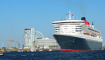 Die QM2 in Hamburg, der Kreuzfahrt-Destination nicht nur zu Hafengeburtstag und Cruise Days