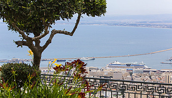 Weiter Blick über den Hafen von Haifa © goisrael.de