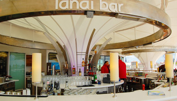 Die Lanai Bar auf dem gleichnamigen Deck © Melanie Kiel / Komm auf Kreuzfahrt