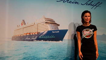 Sie taufte Mein Schiff 5 am 15.Juli: Sängerin Lena Meyer-Landrut © Melanie Kiel