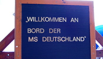 Begrüßung an Bord © Melanie Kiel