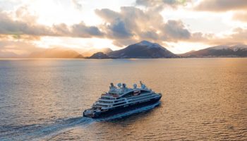 Le Bougainville © PONANT / Philip Plisson