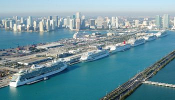 Miami wird immer beliebter: Kreuzfahrtschiffe im Port of Miami © Greater Miami Convention & Visitors Bureau (GMCVB)